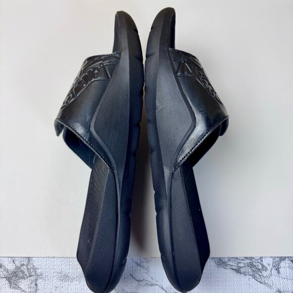 Nike Air Jordan Hydro 7 Slide Mens Size 11 Triple Black Slip On Logo Strap - Picture 5 of 9